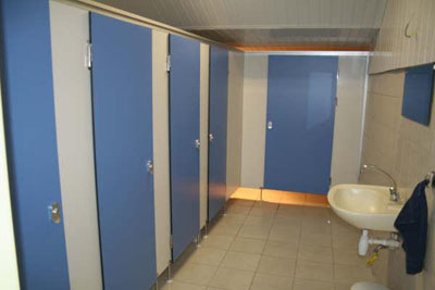 Toiletten en douches